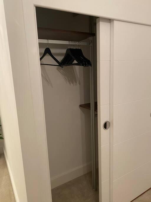 Unrivalled Location - Five Star - Worcester Apartment Extérieur photo